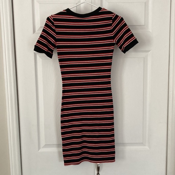 H&M t shirt dress - Picture 2 of 4